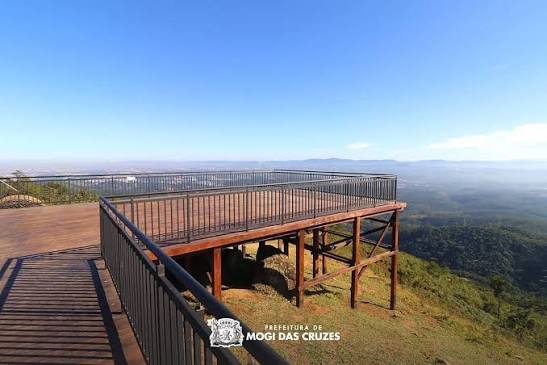 PICO DO URUBU DE CARA NOVA - O famoso Pico do Urubu em Mogi das Cruzes ganhou um deck, construído pela prefeitura da cidade.