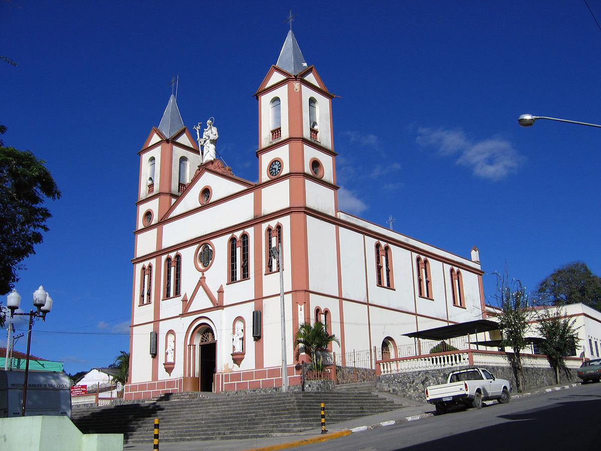 igreja em Salesópolis
